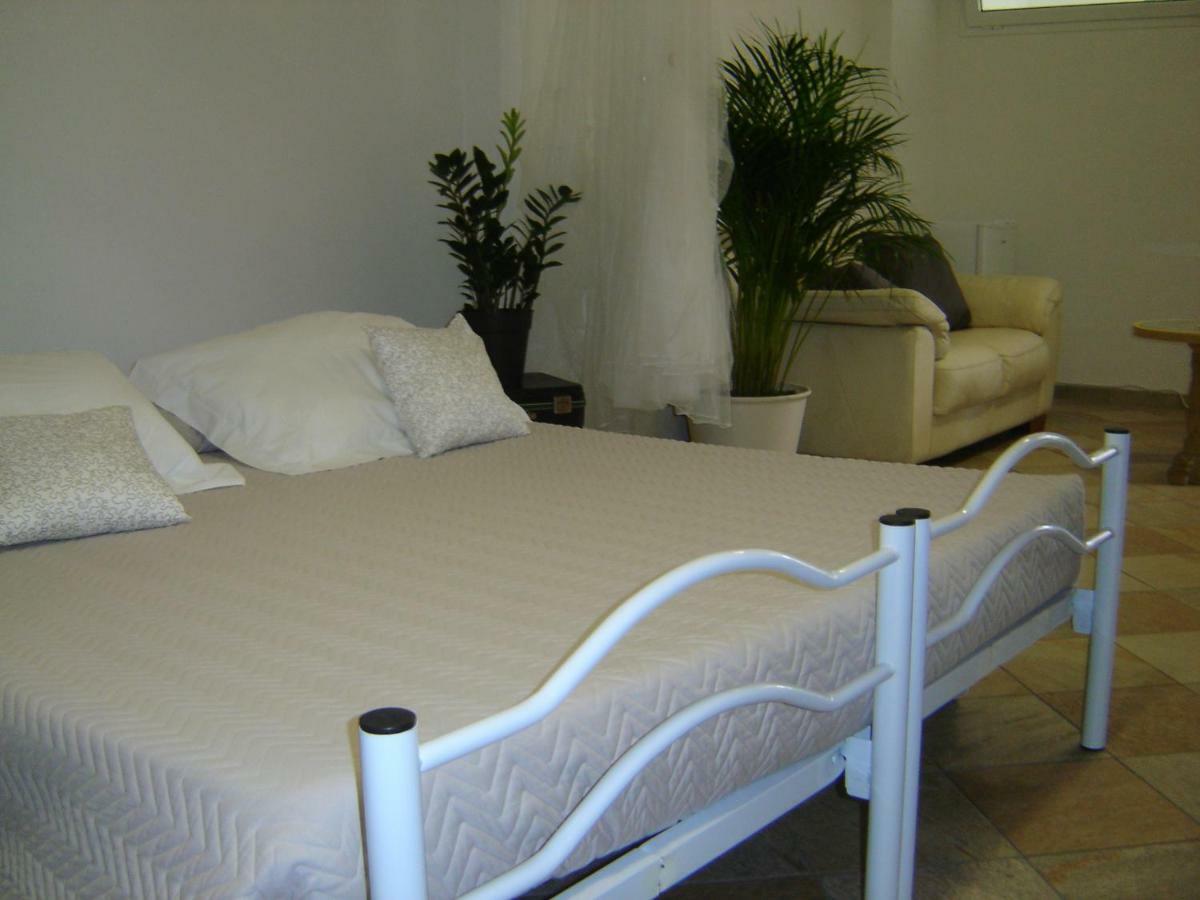 نولي La Dolce Vita B&B المظهر الخارجي الصورة