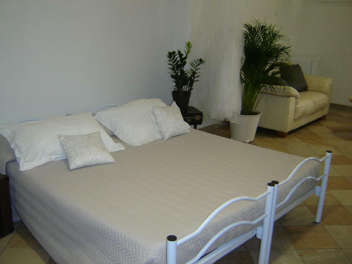 نولي La Dolce Vita B&B المظهر الخارجي الصورة